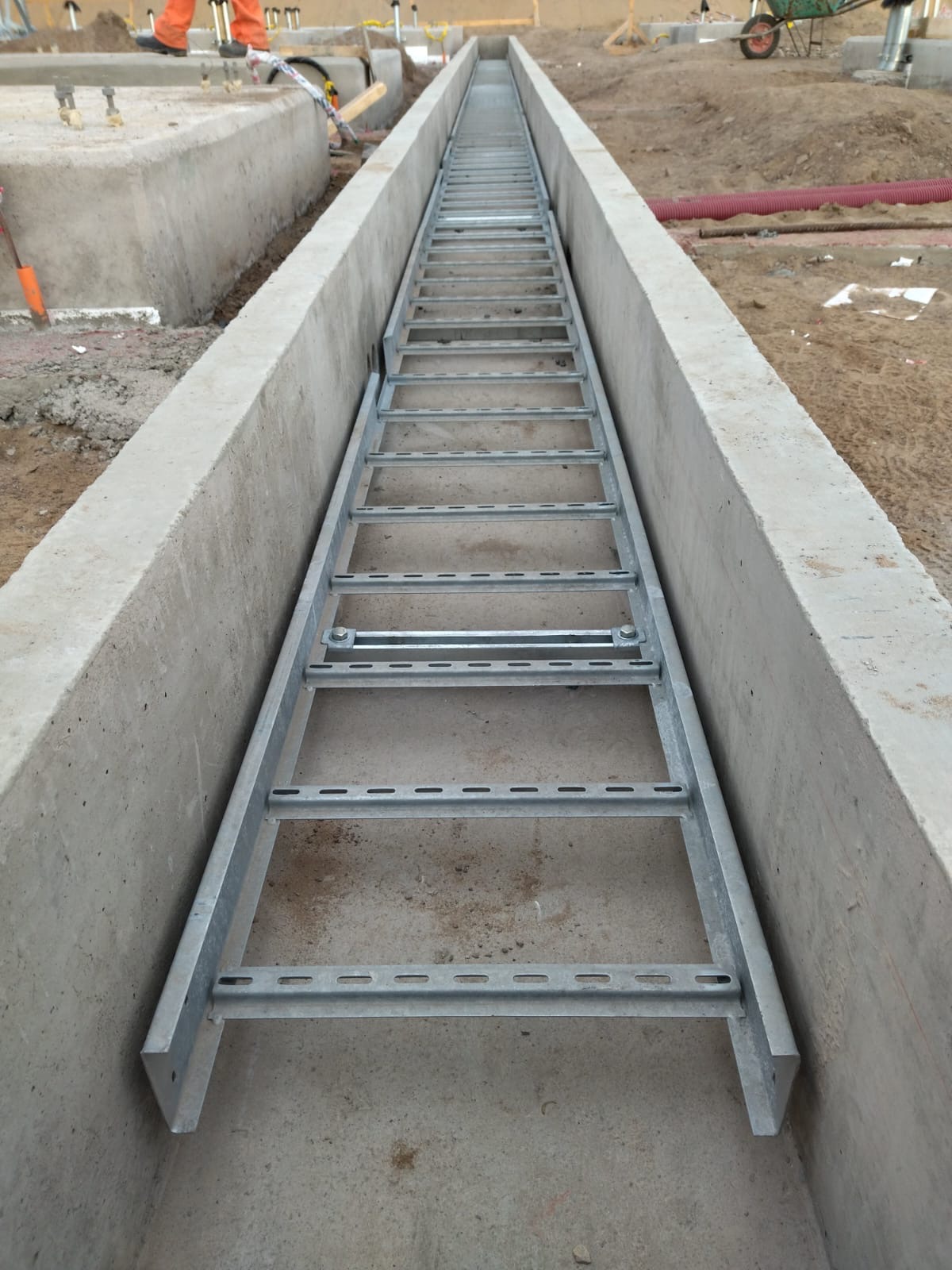 Canalización tipo escalerilla IMRR